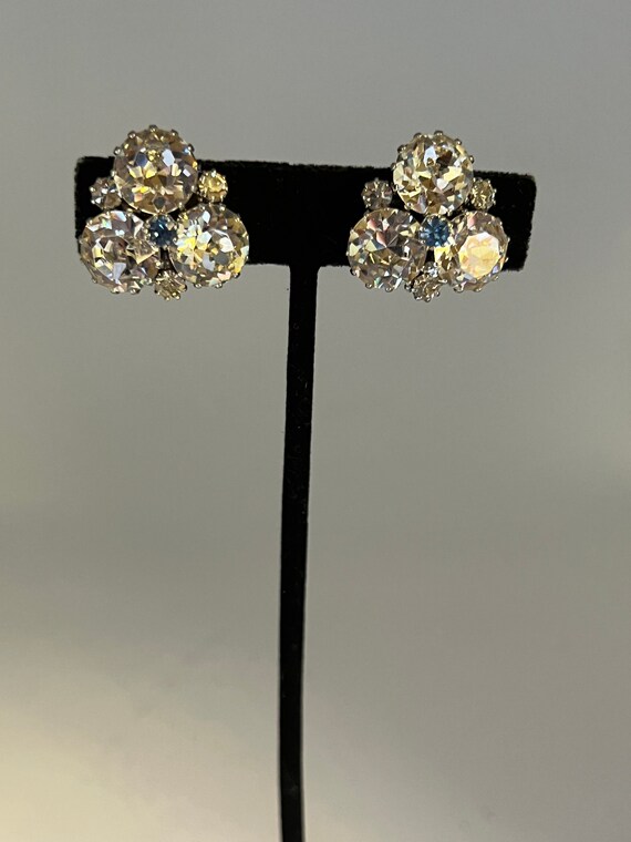 Vintage WEISS Rhinestone Clip Earrings - image 2