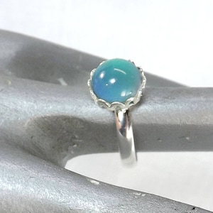 Mood Ring Lace Edge Round Mood Ring