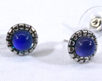 Tiny Mood Earrings: Surgical Steel Color Change Studs