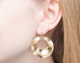 Cercles ondulés boucles d’oreilles