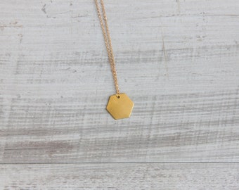 Collier géométrique longue hexagone laiton minimaliste