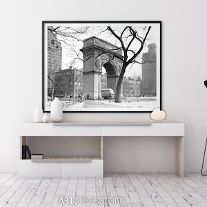 Washington Square Art : New York Photography - NYC Photography - Vintage New York Photo - Circa 1950s Vintage Washington Square Art print