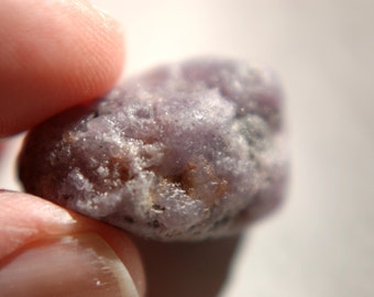 Large Lavender Natural Sapphire crystal - Natural crystal - good Clarity - 61.43 ct. - from Mogok - untreated