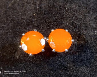 8mm Natural Mexican Fire Opal 14K Gold Stud Earrings