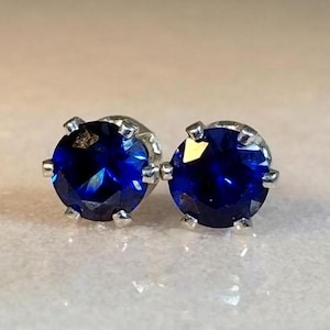 Blue Sapphire Stud Earrings, Genuine Sapphire Earrings, Blue Sapphire Studs, 6mm Gold Sapphire Earrings, Gift for Her