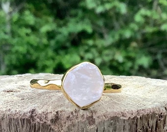 Raw Rose Quartz Ring, Pink Gemstone Gold Ring, Rough Natural Gemstone Jewellery, Gift for Mum