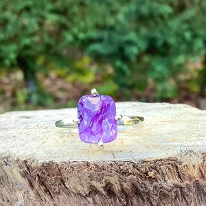 Februar Geburtsstein Schmuck, Roh amethyst Silber Zacken Ring, Lila Edelstein Krallen Ring