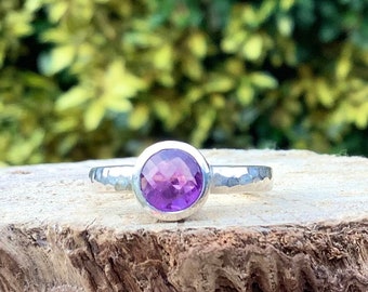 February Birthstone Gemstone Ring, Amethyst Silver Ring, Round Stone Ring, Gift for Her