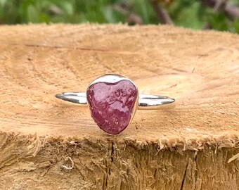 Ruwe sterlingzilveren ring - juli geboortesteensieraden