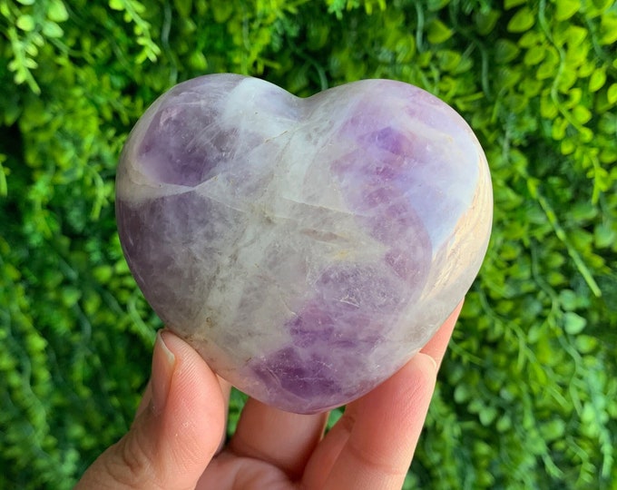 230g Chevron Amethyst Heart, Light Purple, Stone of Relaxation