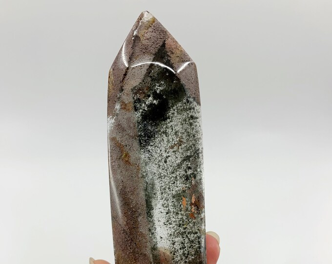 204g Stunning Garden Quartz Flat Point, Lodolite, Phantoms, Soft Polish, Compass Point, Stone of Amplifying Energy