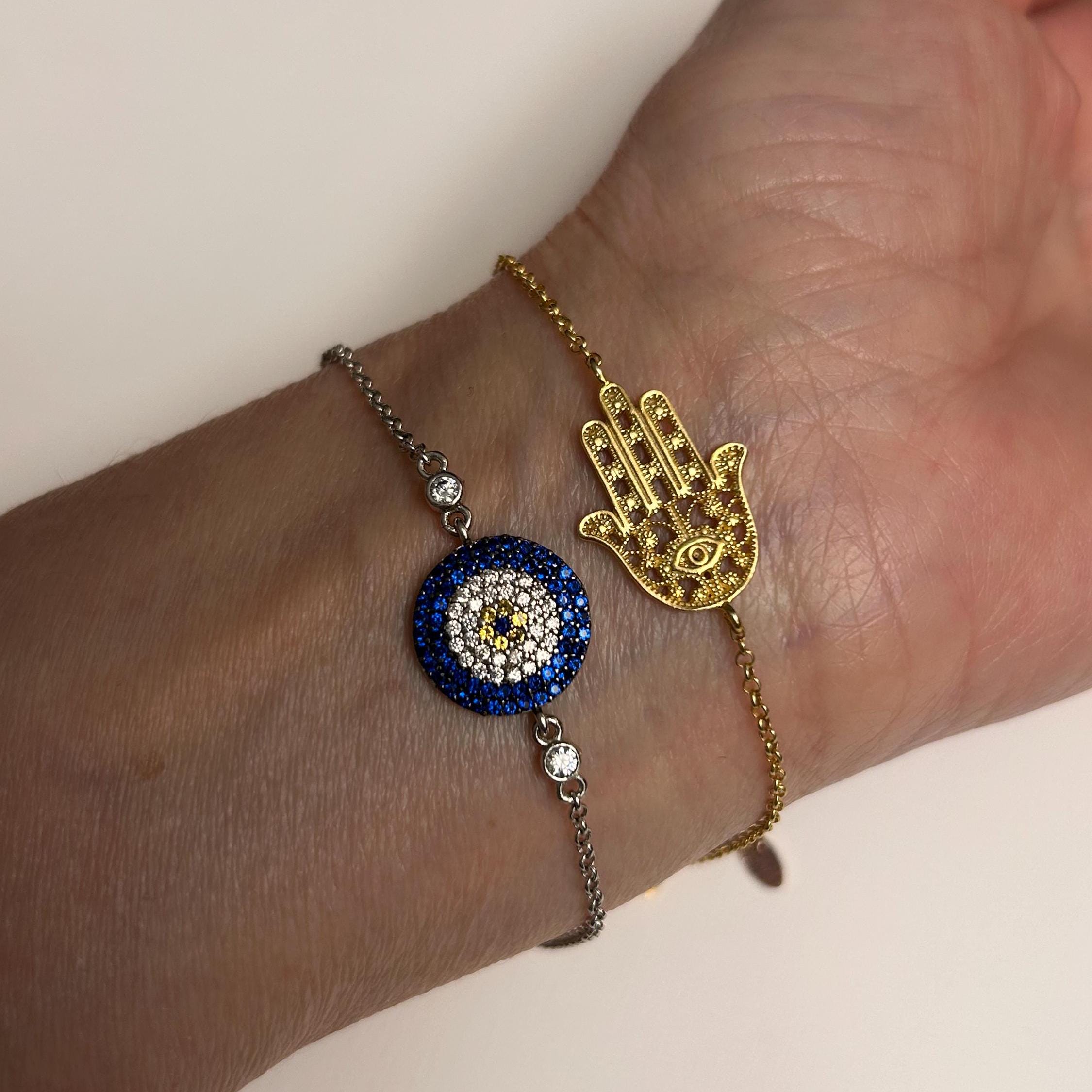 Braccialetti in argento contro il malocchio