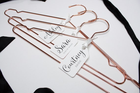 Elegant Rose Gold Wedding Hangers - Pick your Set - Custom Personalized Gift Tag - Dress / Robe Hangers - Metal Hangers - Bridesmaid Hangers