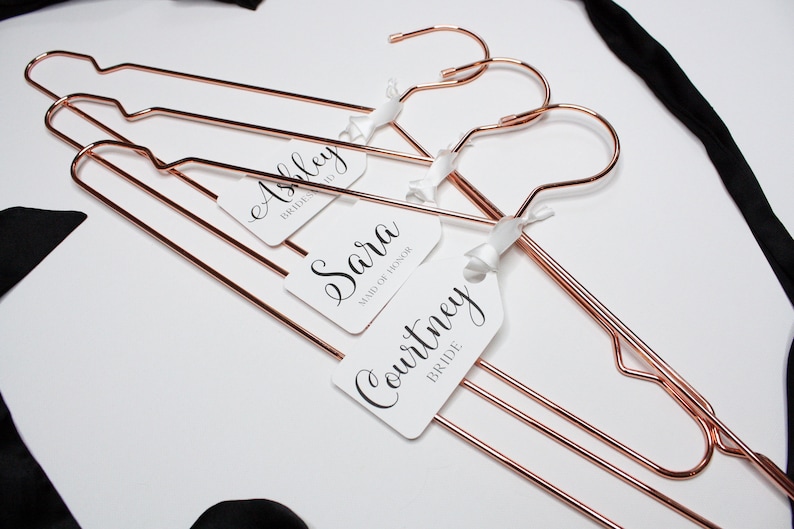 Elegant Rose Gold Wedding Hangers - Pick your Set - Custom Personalized Gift Tag - Dress / Robe Hangers - Metal Hangers - Bridesmaid Hangers