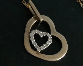 9ct gold diamond heart pendant on chain
