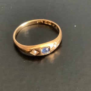 Vintage 18ct gold sapphire and pearl ring