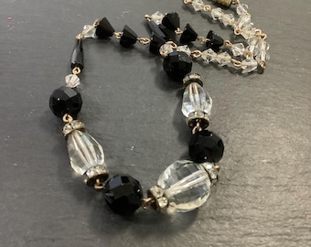 Vintage Art Deco Clear & Black Crystal Glass Bead Necklace  display picture 2