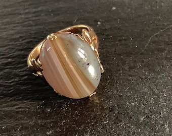 9ct gold Agate ring