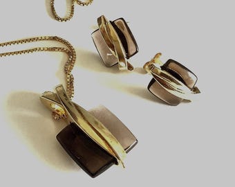 9ct gold smoky quartz pendant and earrings set