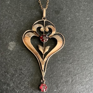 9ct gold art nouveau garnet pendant on chain
