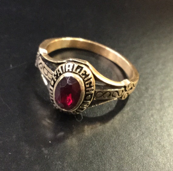 10k gold college ring
