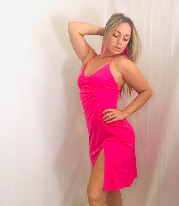 Disco 70s Vintage Electric Pink Backless Dress