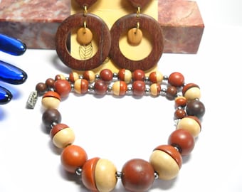 Pendiente de anillo de madera conjunto gargantilla geométrica madera cuentas de madera aro colgante post pendientes Boho naturaleza declaración joyería conjunto