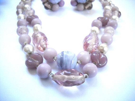 Vintage Japan Glass Bead Set Two Strand Necklace … - image 3