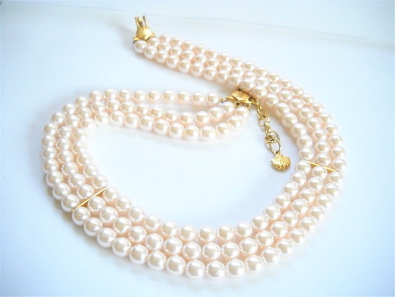 Vintage Pearl Richelieu Necklace Soft Pink Three … - image 3