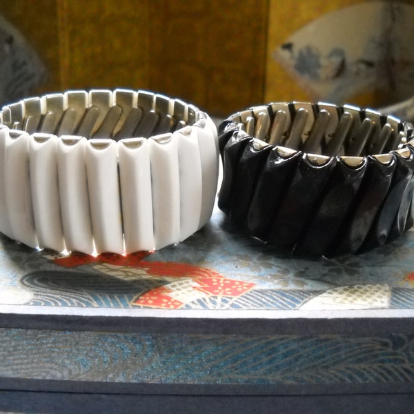 Set Bracelets Vintage Bracelets Bracelet Set Expansion Black White Lucite Panels Link Lucite Stretch Mid Century Modern Black White Jewelry