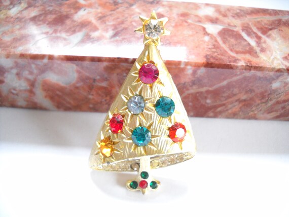 Holiday Brooch Vintage Christmas Tree Rhinestone … - image 8