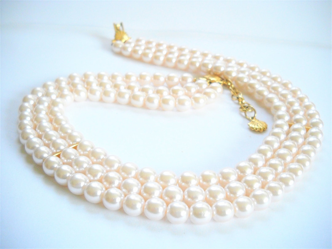 Vintage Pearl Richelieu Necklace Soft Pink Three Strand Faux Pearl