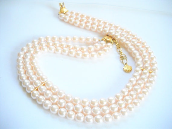 Vintage Pearl Richelieu Necklace Soft Pink Three … - image 4