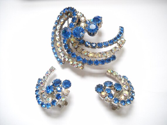 Vintage Brooch Earring Set Blue AB Rhinestones Bi… - image 5