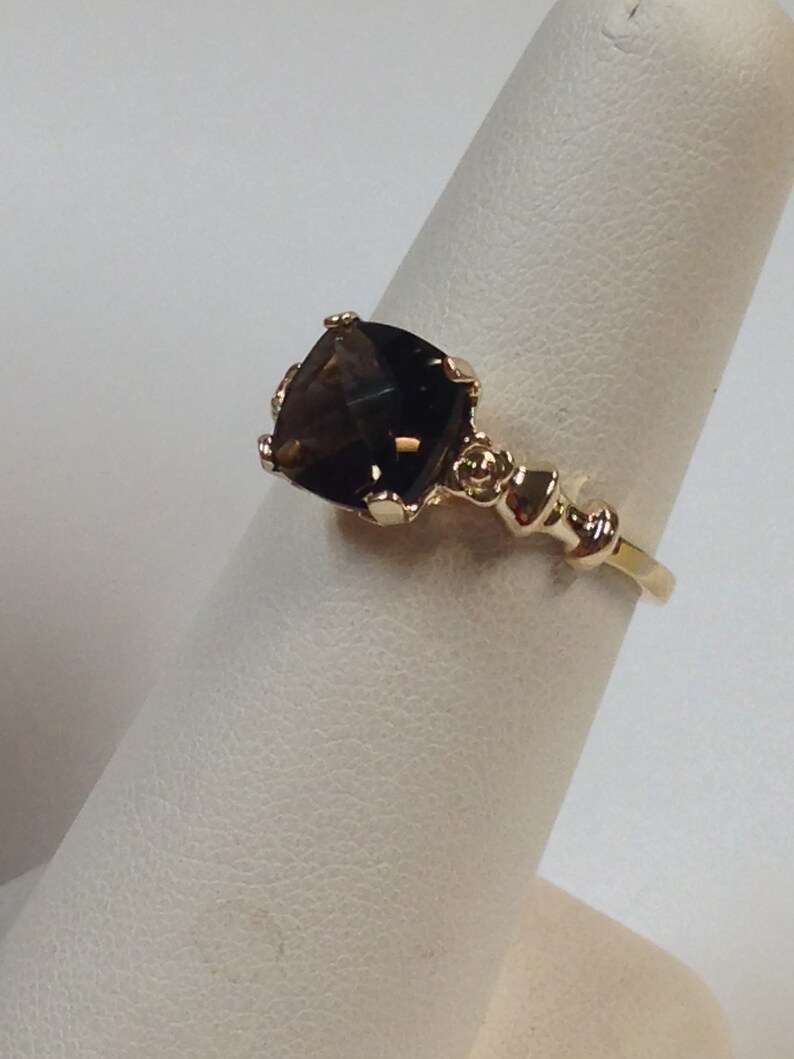 Anillo de cuarzo ahumado en oro amarillo macizo de 14 kt imagen 3