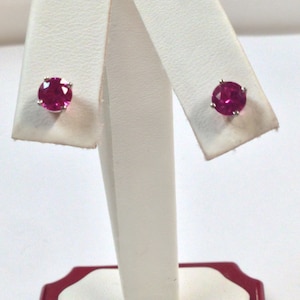 Natural Pink Sapphire Stud Earrings Solid 14kt White Gold