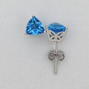 Natürliche Blautopas Ohrstecker Massiv 14kt Weißgold
