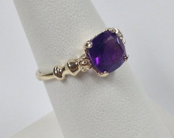 Natural Amethyst Ring Solid 14kt Yellow Gold