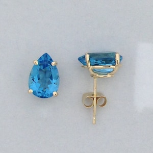 Natural Blue Topaz Stud Earrings Solid 14kt Yellow Gold