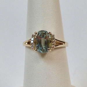 Natural Aquamarine with Natural Diamond Ring Solid 14kt Yellow Gold