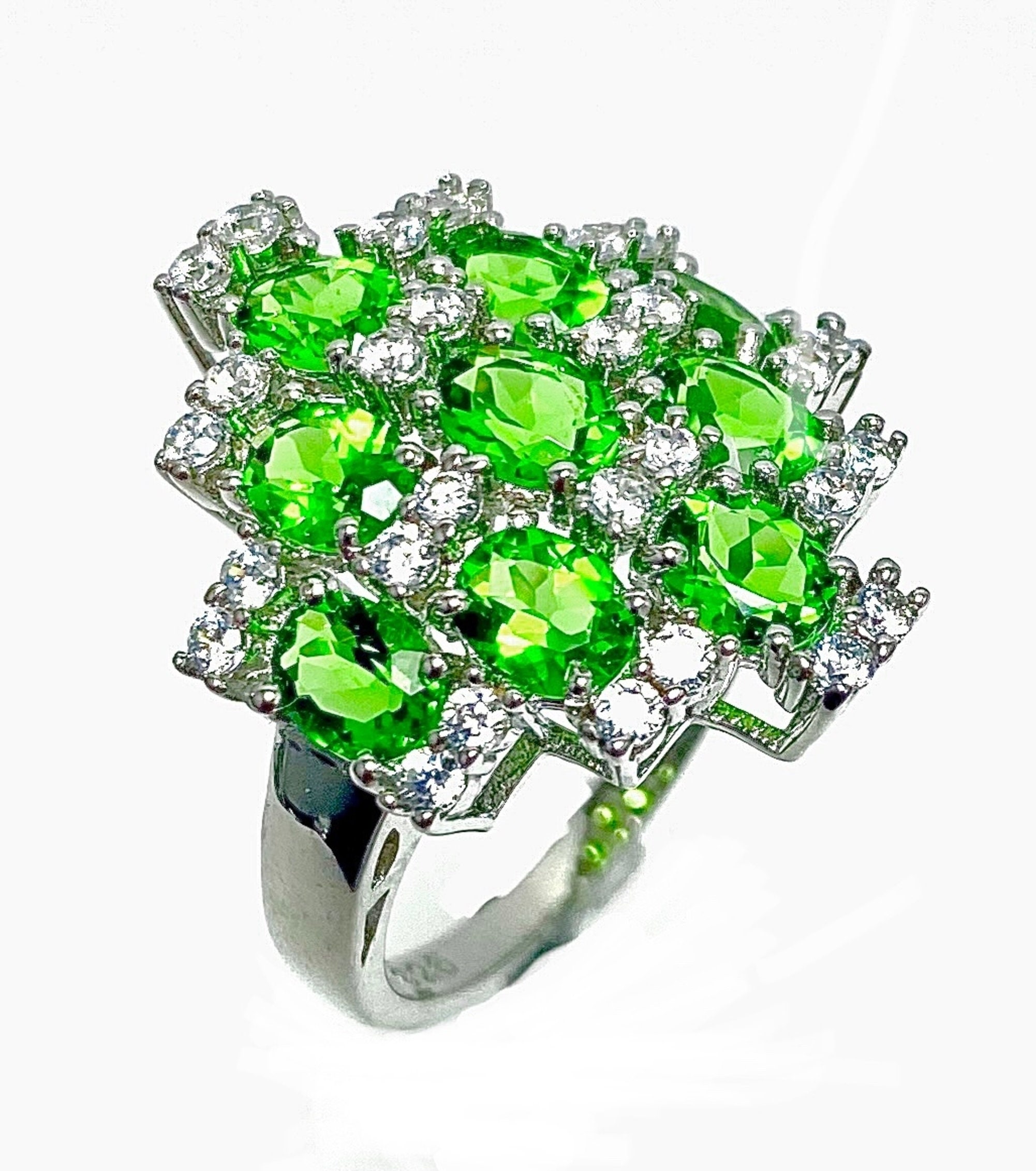 R6327G Cluster Style Mt St Helens Green Helenite May Birthstone ...