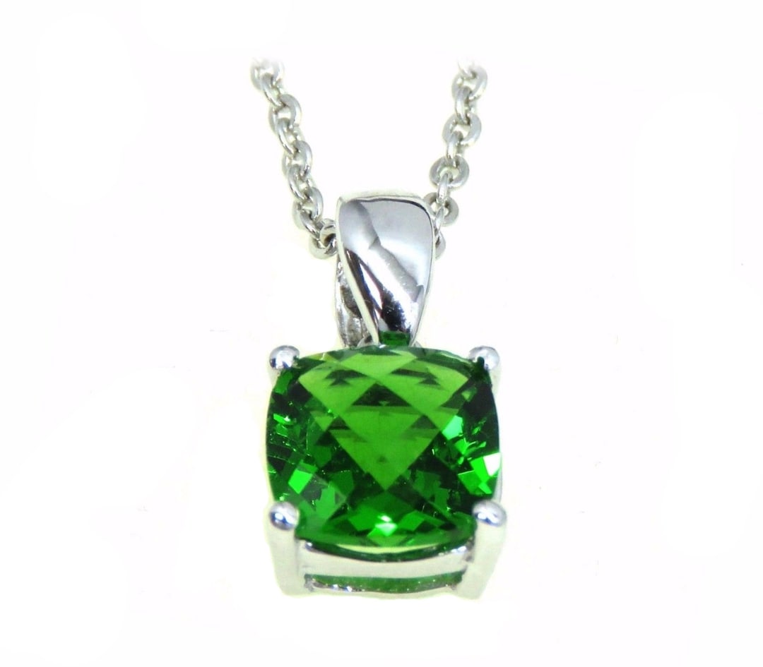 P91010 Classic Style Mt St Helens Green Helenite May Birthstone 10mm ...