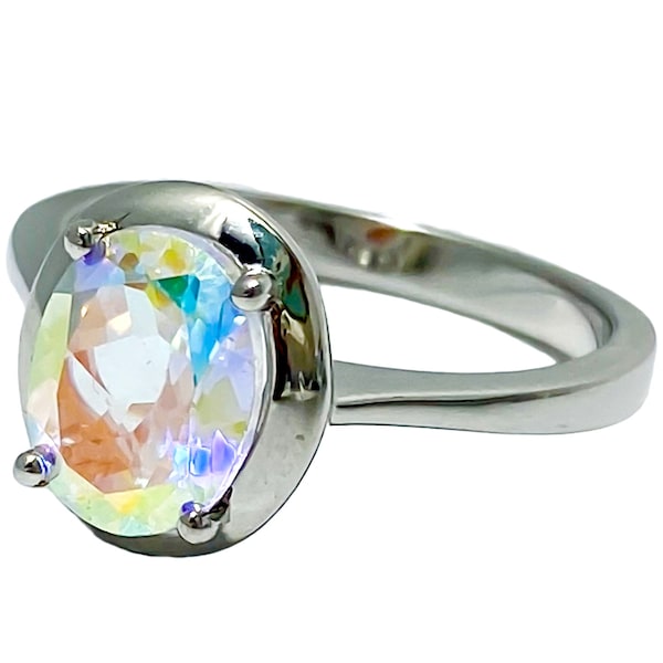 R2191S 7x9mm Oval Cut Moonlight Topaz Sterling Silver Modern Ring