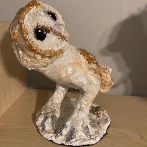 Barn Owl sculpture, handmade, wire & plaster 20 cm tall