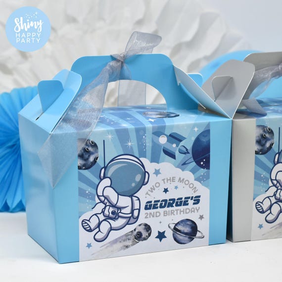 COSMIC Blue Space Man Party Box - Personalised Astronaut Boy Birthday Favour - Rocket Outer Space Party Table Decor, Wrappers, Stickers