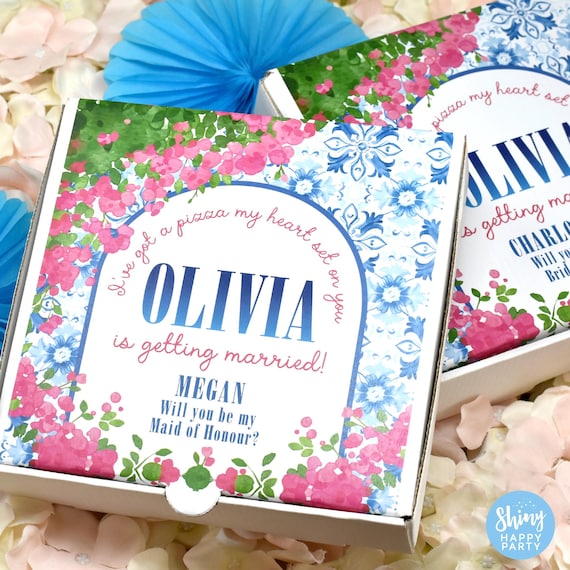 Will You Be My Bridesmaid? Personalised 7" Pizza Box – Wedding Party Proposal Gift or Favour – Celebrate with a Slice of Love, Treats & Fun