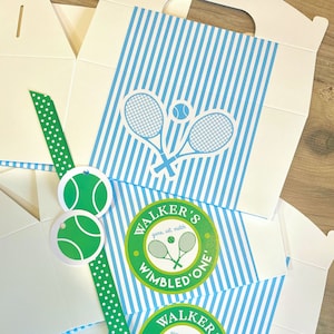 Boîte de réception personnalisée TENNIS - Ajoutez une paperie assortie pour coordonner votre décoration de fête - Accessoires de table Sacs cadeaux Stickers d'anniversaire
