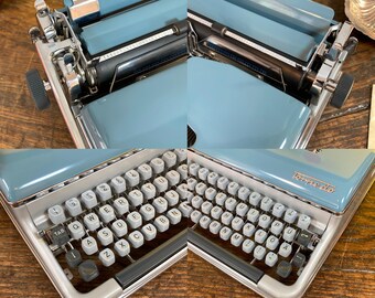 1960年製、モデル18Bの「ブルーバード」トルピードタイプライター