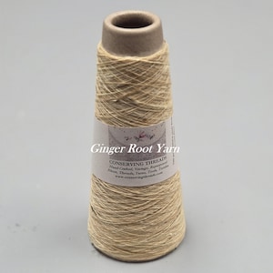 Raíz de jengibre + hilo de algodón. 250 yardas. 40/1 - Sencillo. Natural.