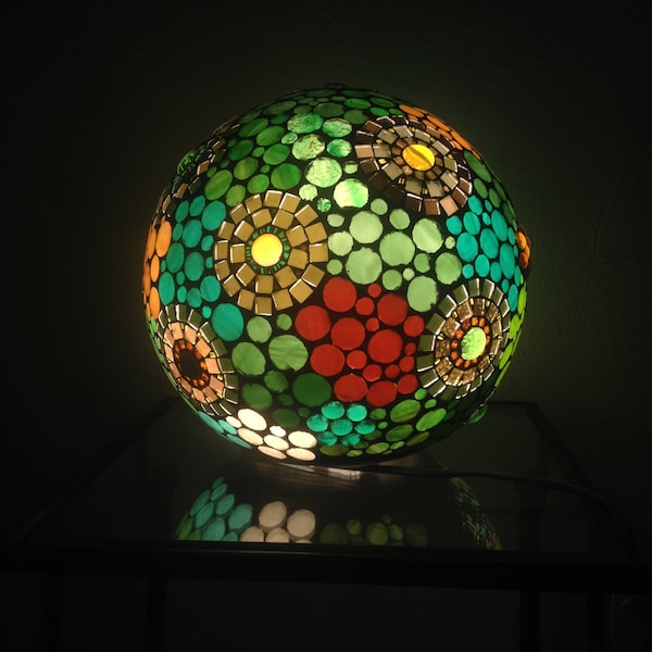 Lampe boule en mosaïque de verre